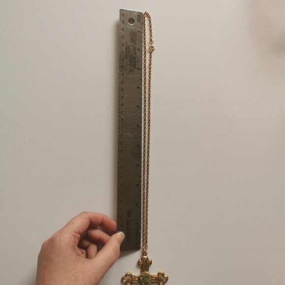 Faux Jade Stone Gold Tone Cross Pendant Necklace Vintage Gothic Rosary Baroque - Picture 6 of 7